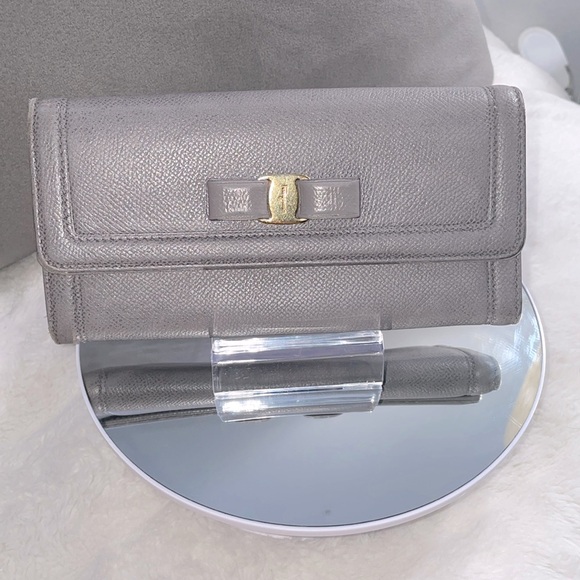 Salvatore Ferragamo Handbags - Salvatore Ferragamo Calf Leather Vara Ribbon Long Wallet ❤️😍